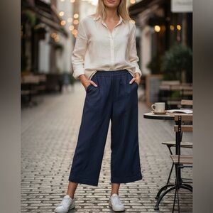 ZARA Women’s Navy Wide Leg Cropped Pants Elastic Waist Pull-On Size L